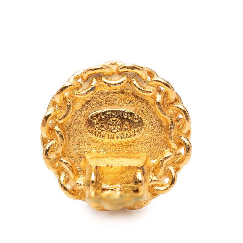 Chanel CC Logo Earrings Gold Plated — view 3