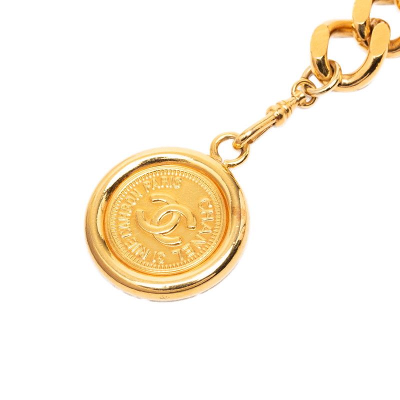 Chanel CC Logo 31 Rue Cambon Paris Plate Chain Belt Gold Plated — view 4