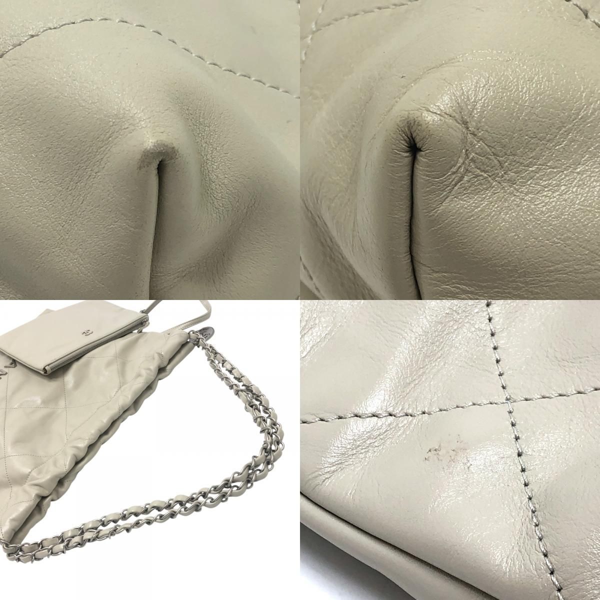 Chanel Shoulder Bag 22 Small CC Logo Calfskin Gray — view 7