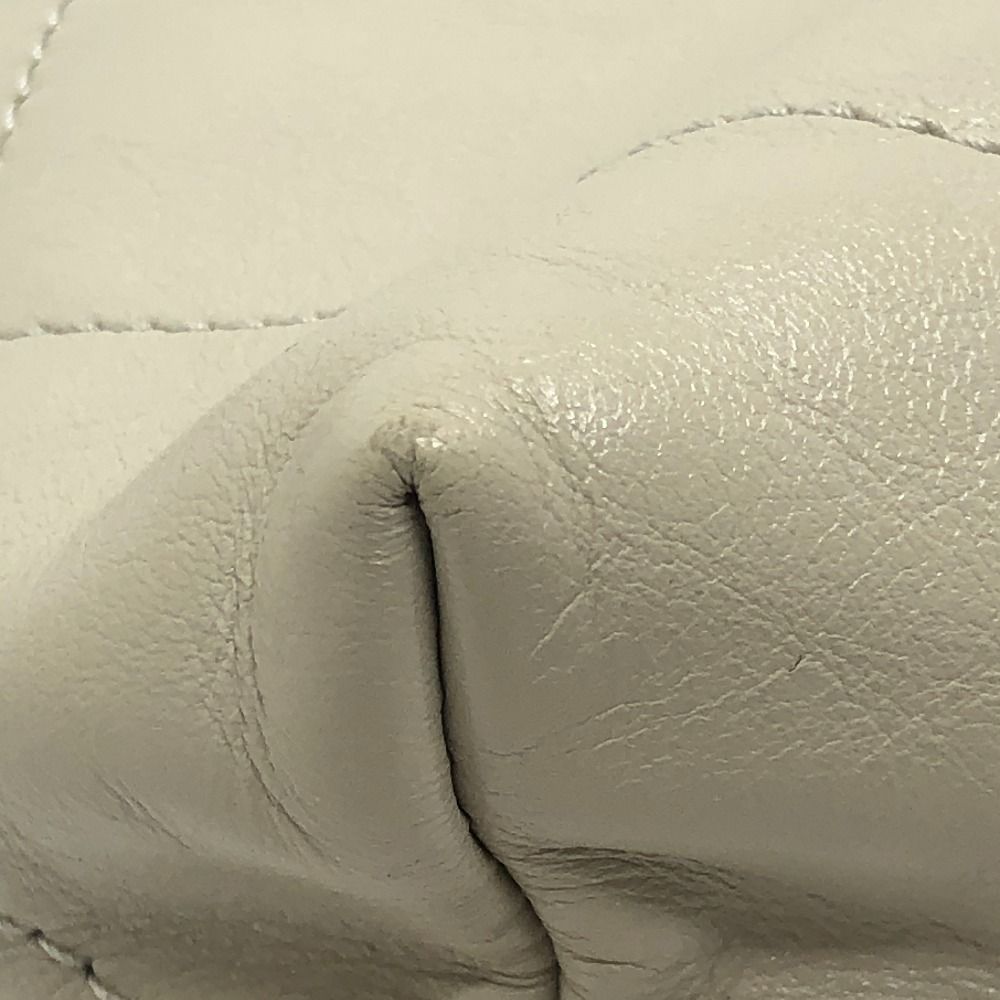 Chanel Shoulder Bag 22 Small CC Logo Calfskin Gray — view 6
