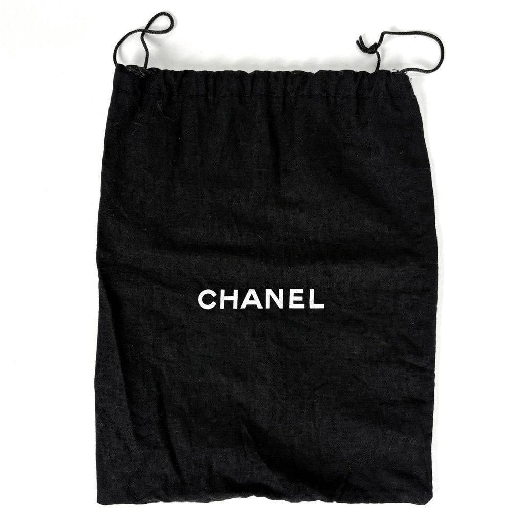 Chanel Camellia Belt CC Logo Patent Leather Green — view 6