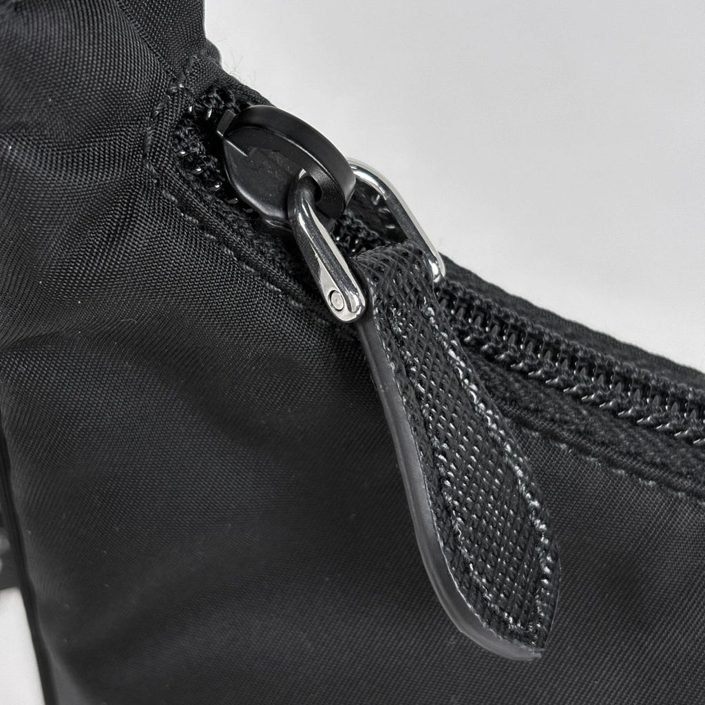 Prada Re Edition Re-Nylon Mini Bag Re Nylon Nero — view 4