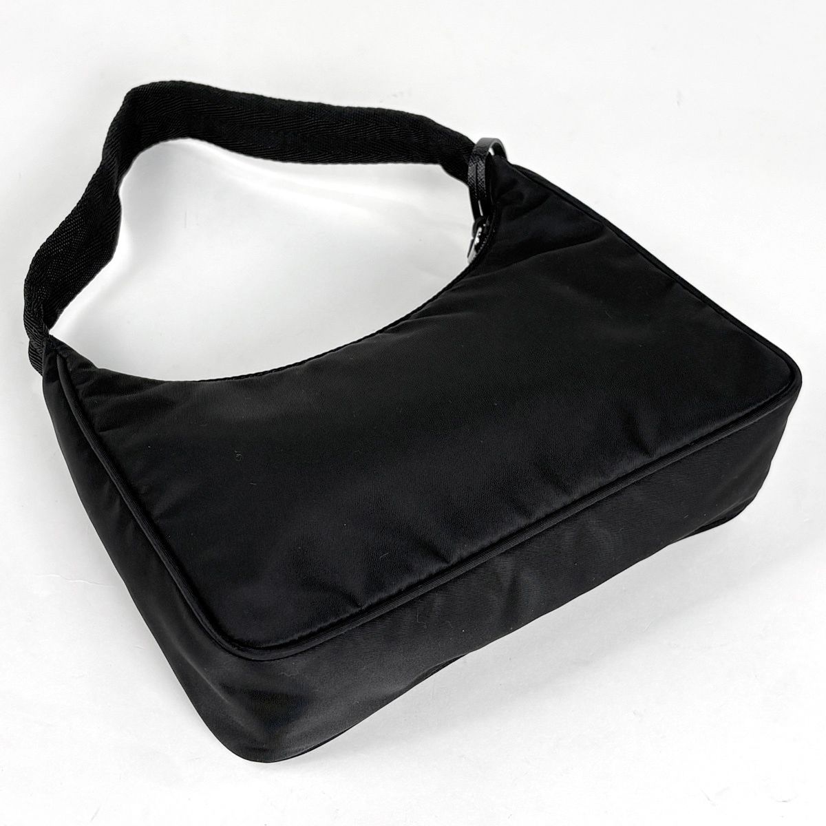 Prada Re Edition Re-Nylon Mini Bag Re Nylon Nero — view 2