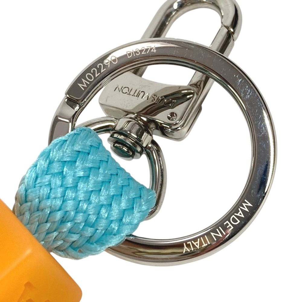 Louis Vuitton Key Holder LV Play Pola Bear Resin White — view 6