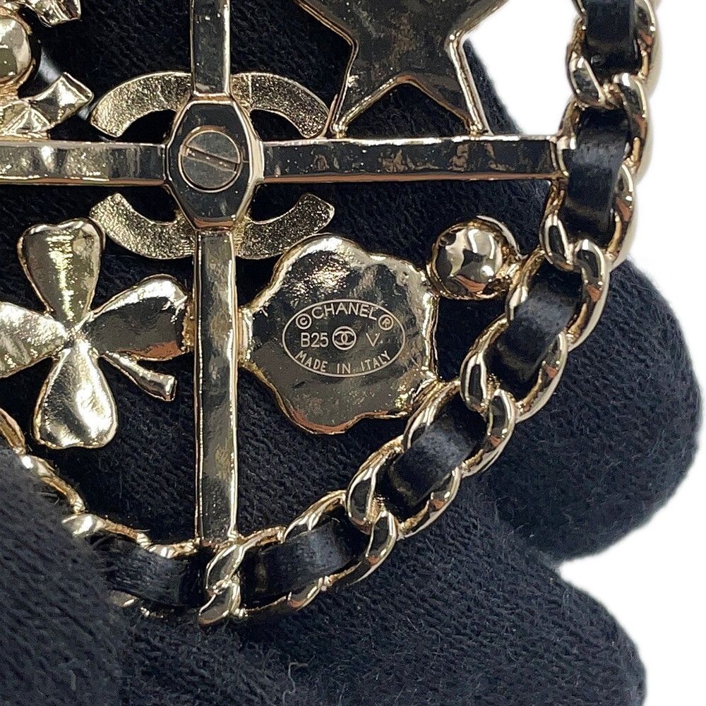 Chanel Brooch CC Logo Emblem Icon Rhinestone Faux Pearl — view 7