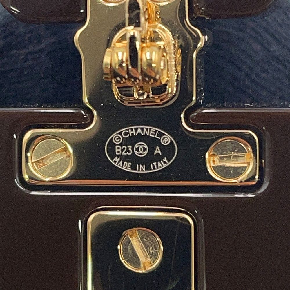 Chanel Brooch CC Logo Perfume Motif — view 8