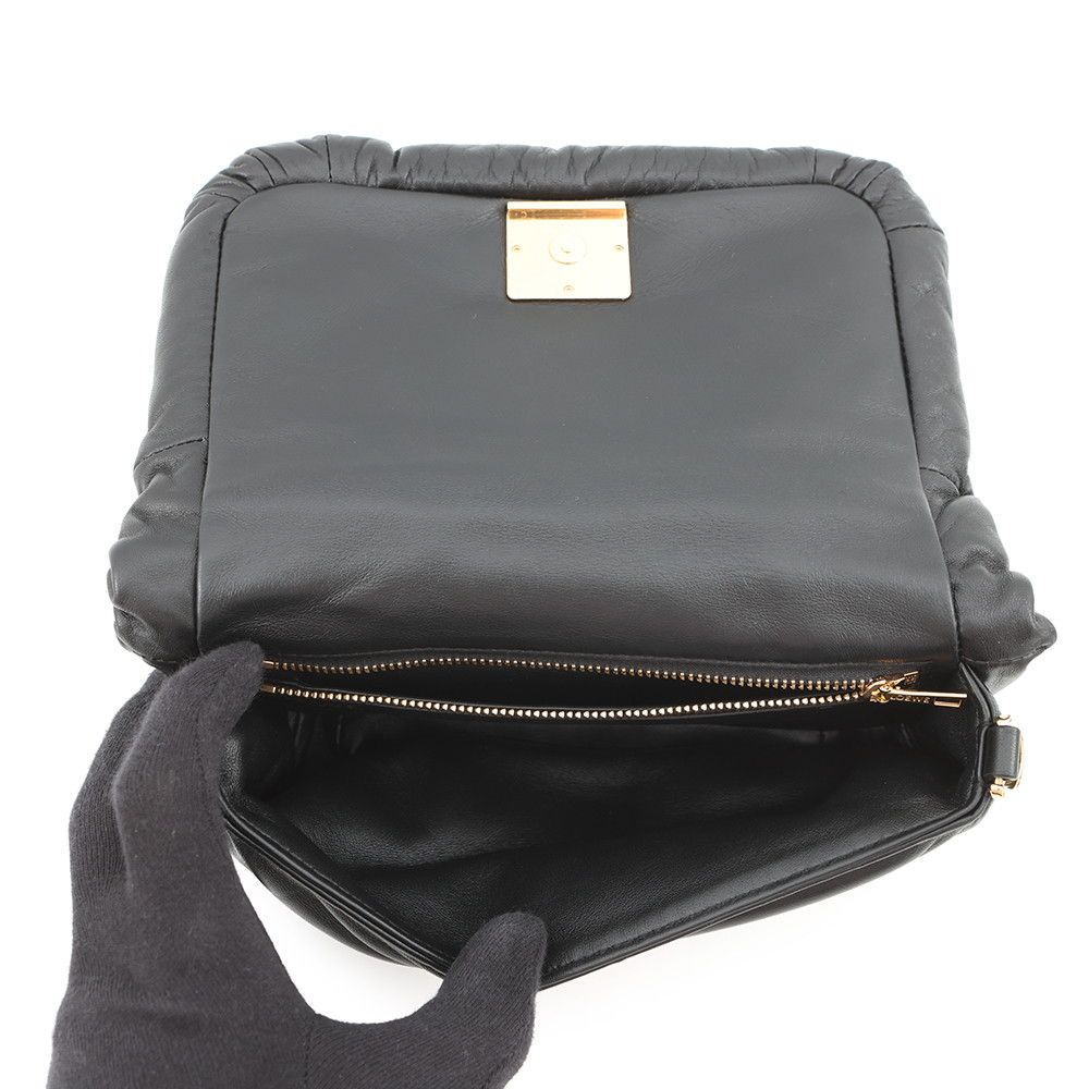 Loewe Shoulder Bag Goya Puffer Mini Shiny Nappa Lambskin Black — view 5