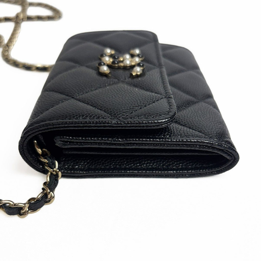 Chanel Quilted Chain Wallet Mini CC Logo — view 5