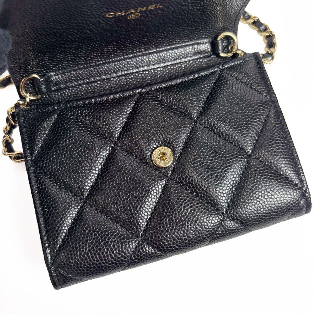 Chanel Quilted Chain Wallet Mini CC Logo — view 9