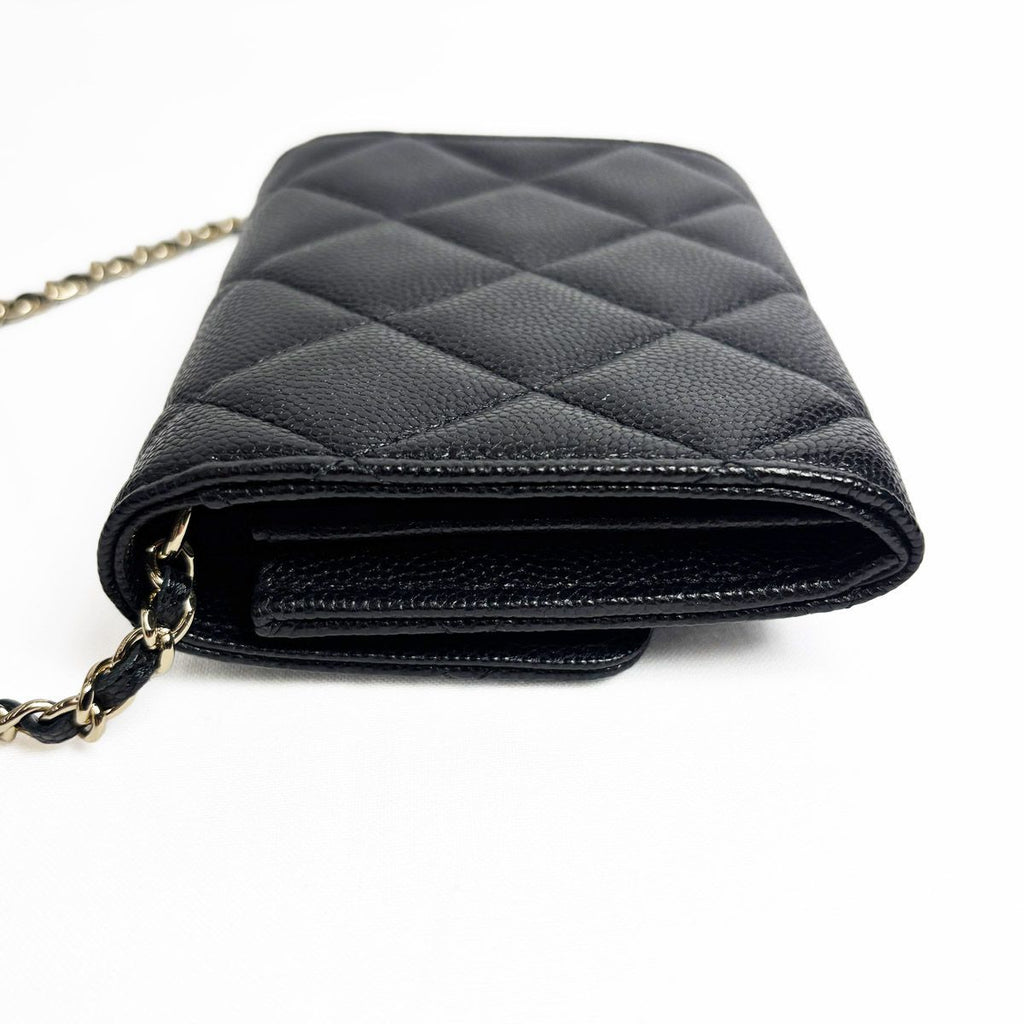 Chanel Quilted Chain Wallet Mini CC Logo — view 6