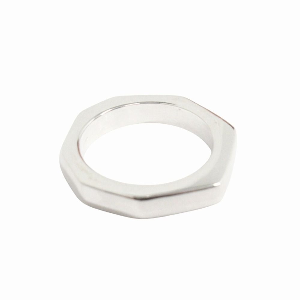 Gucci Polished Asymmetric Nut Motif Hexagon Ring Silver — view 3