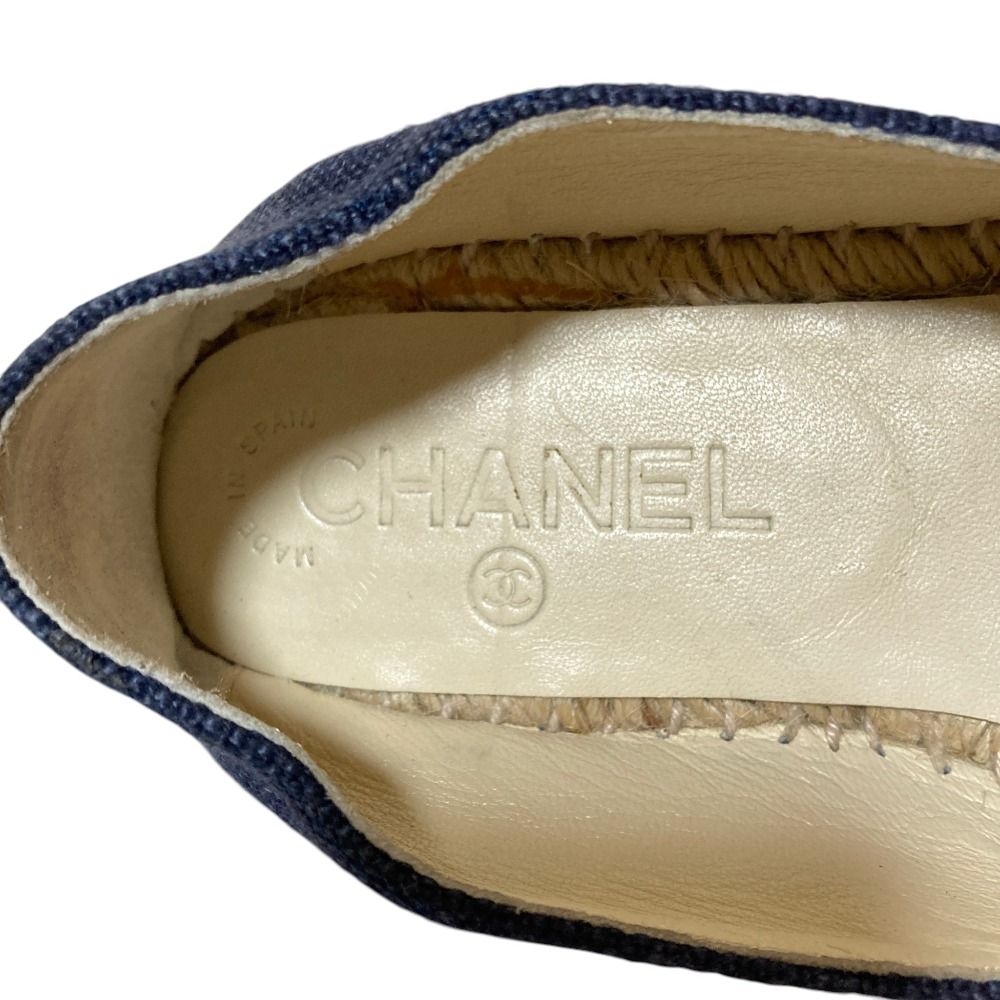 Chanel 14c CC Logo Espadrilles 35 Navy — view 9