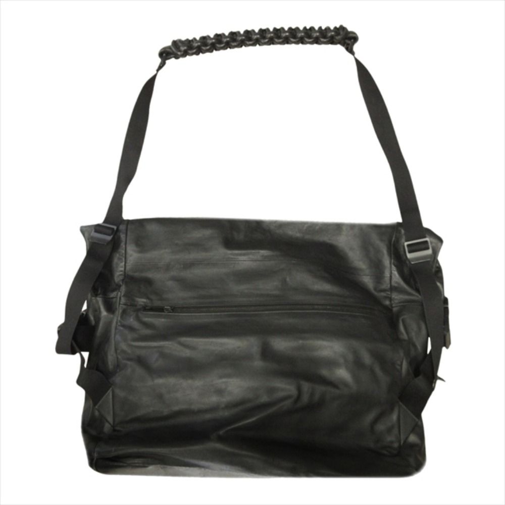 Bottega Veneta Perforated Messenger Bag Shoulder Intrecciato Black — view 2
