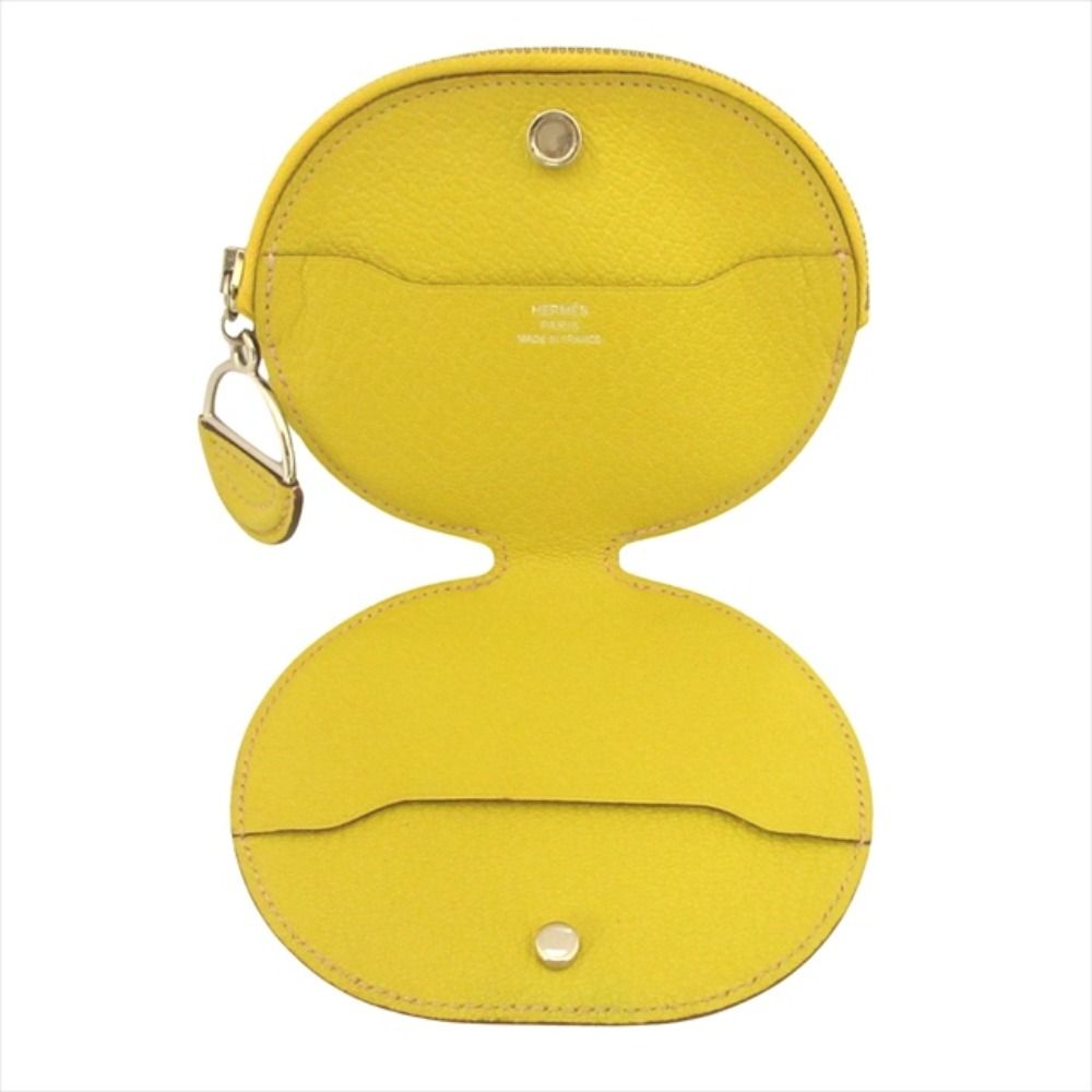 Hermes in the Loop Coin Case Wallet Purse Card Chaine D'ancre Leather Yellow — view 4