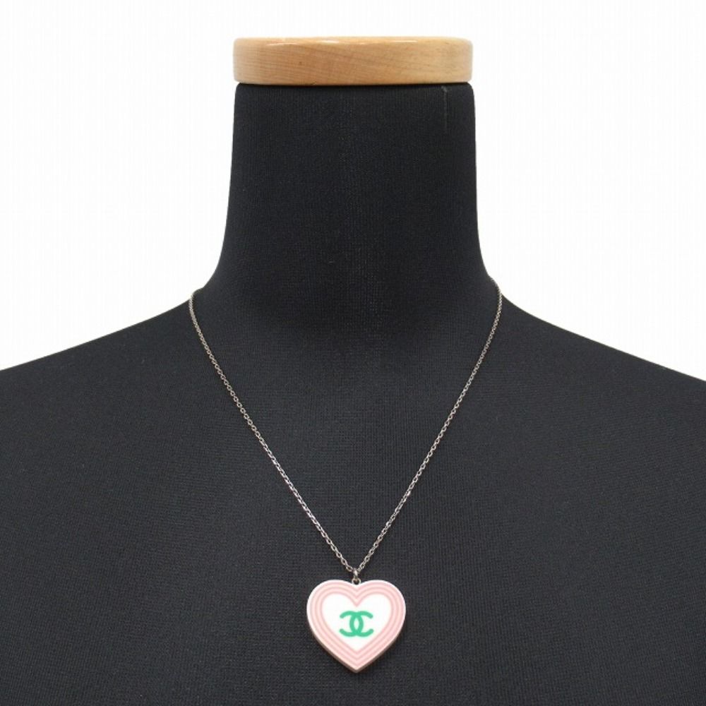 Chanel Heart CC Logo Necklace Vintage Silver White — view 4