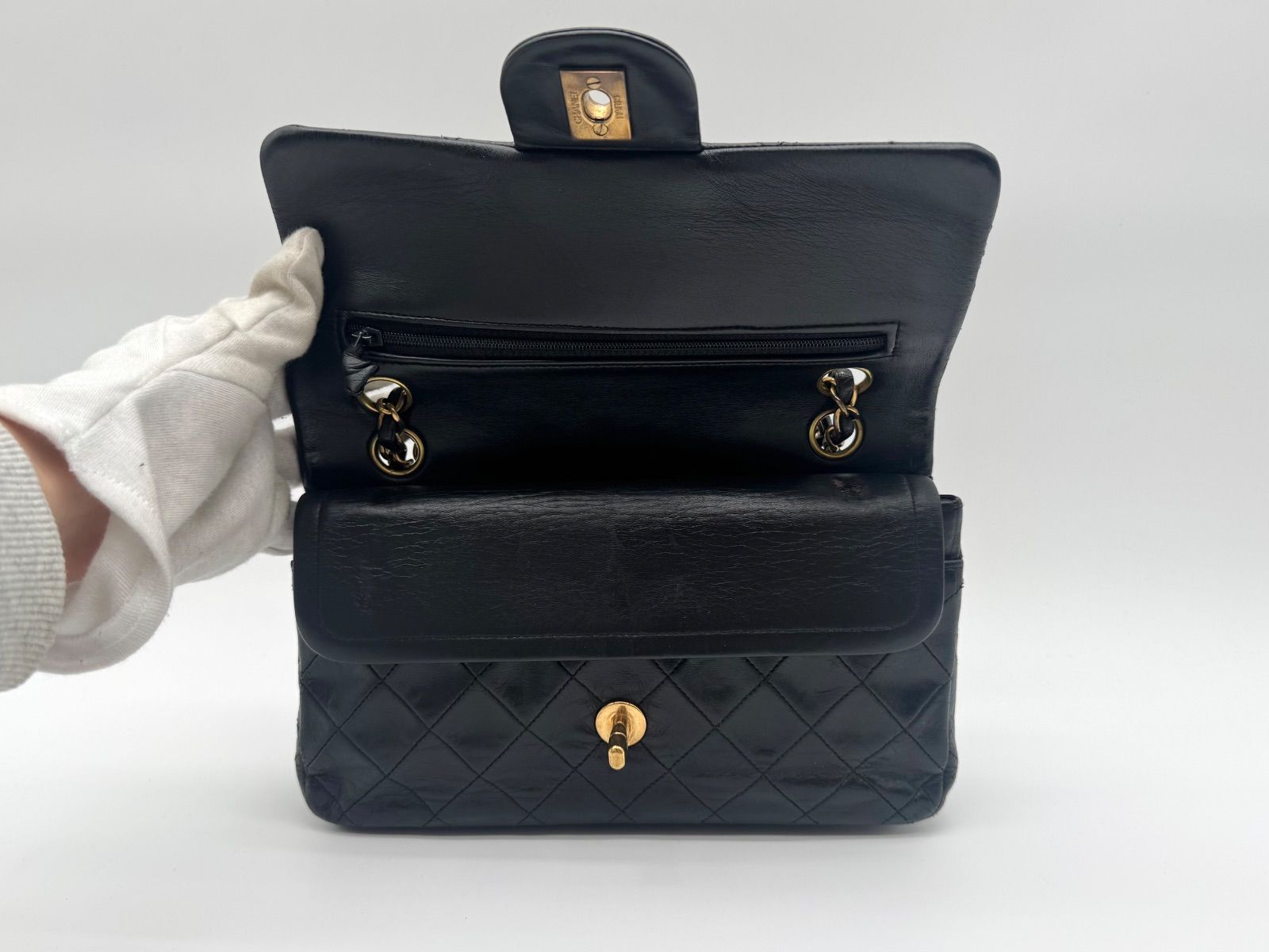 Chanel Large Shoulder Bag Quilted CC Logo Gold Turnlock Double Flap Black — view 8