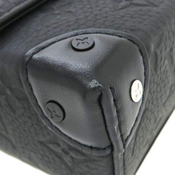 Louis Vuitton Steamer Wearable Wallet — view 4
