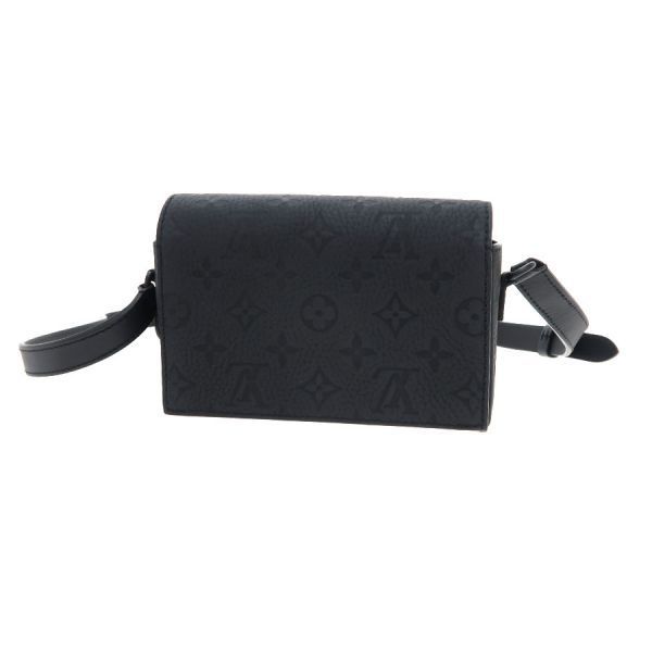Louis Vuitton Steamer Wearable Wallet — view 3