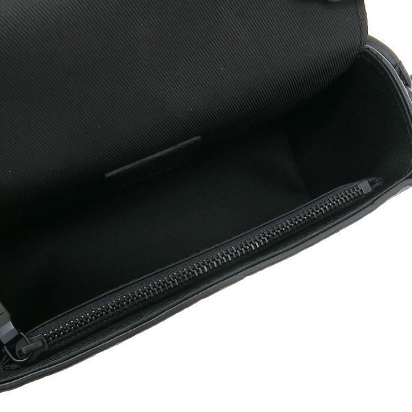 Louis Vuitton Steamer Wearable Wallet — view 2
