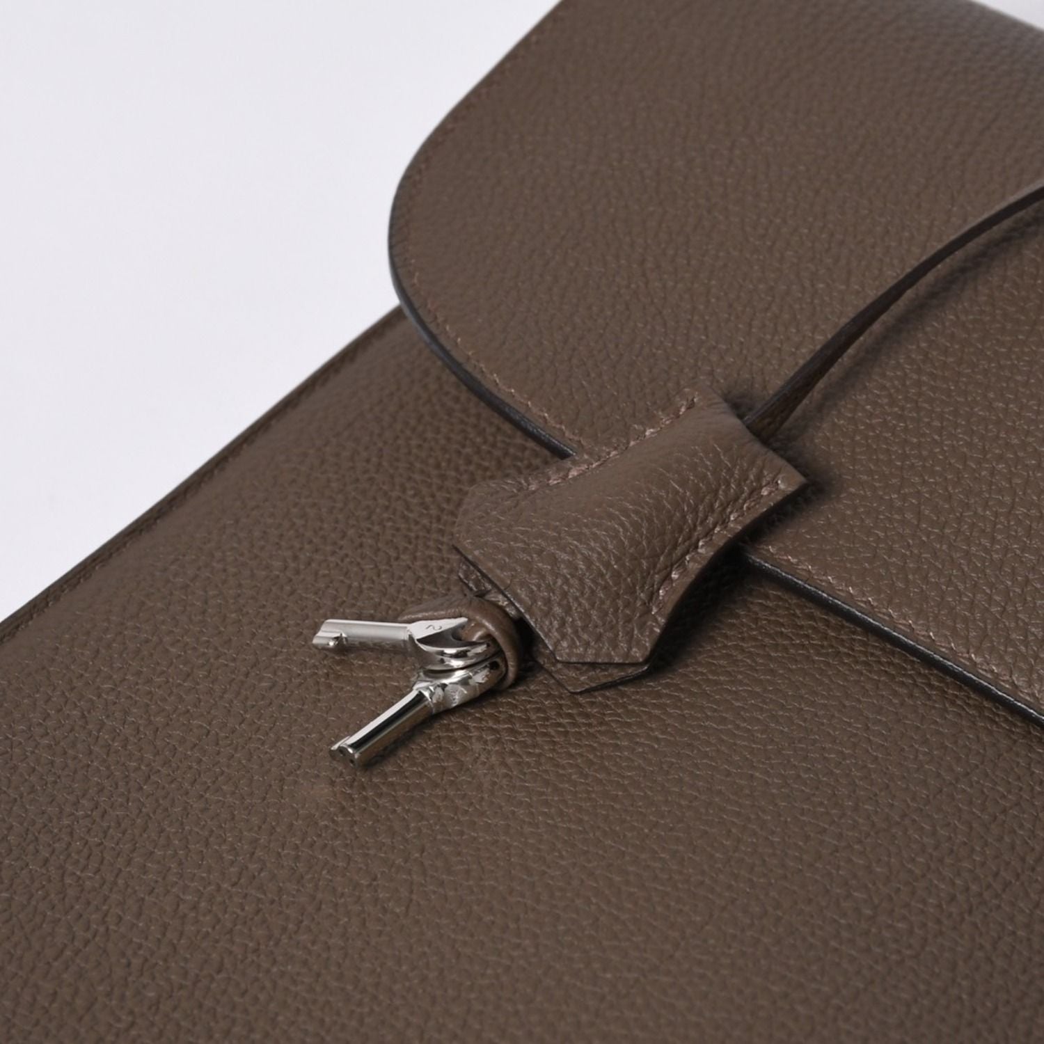 Hermes Handbag Sac a Depeches 41 Taupe Leather Togo Silver — view 6