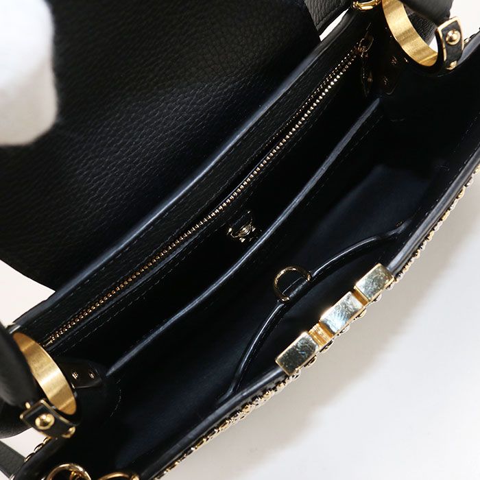 Louis Vuitton Capucines PM Taurillon Handbag Leather — view 3