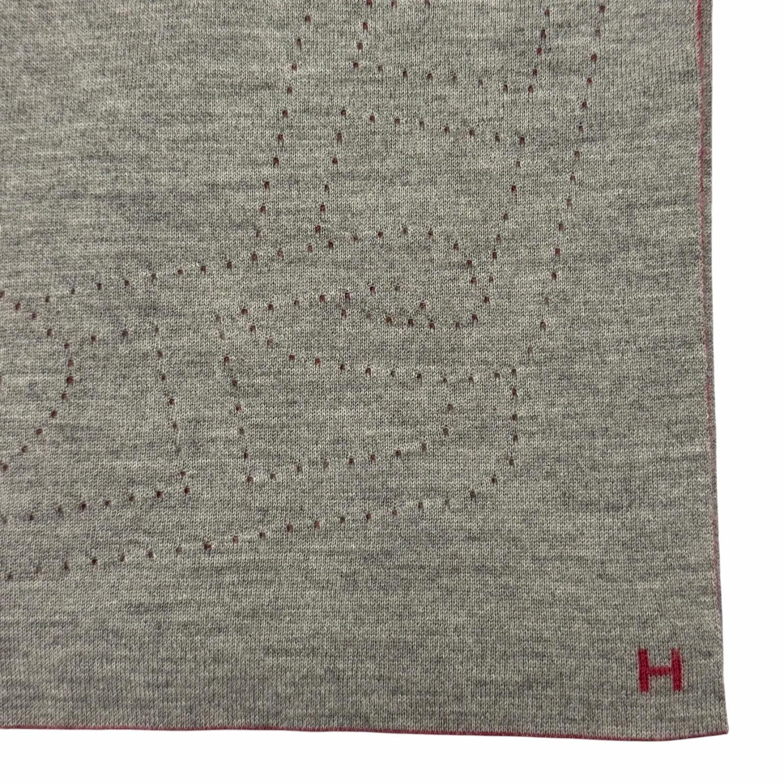 Hermes Allertour Cashmere Silk Chaine D'ancre H Logo Reversible Scarf Gold Gray — view 8