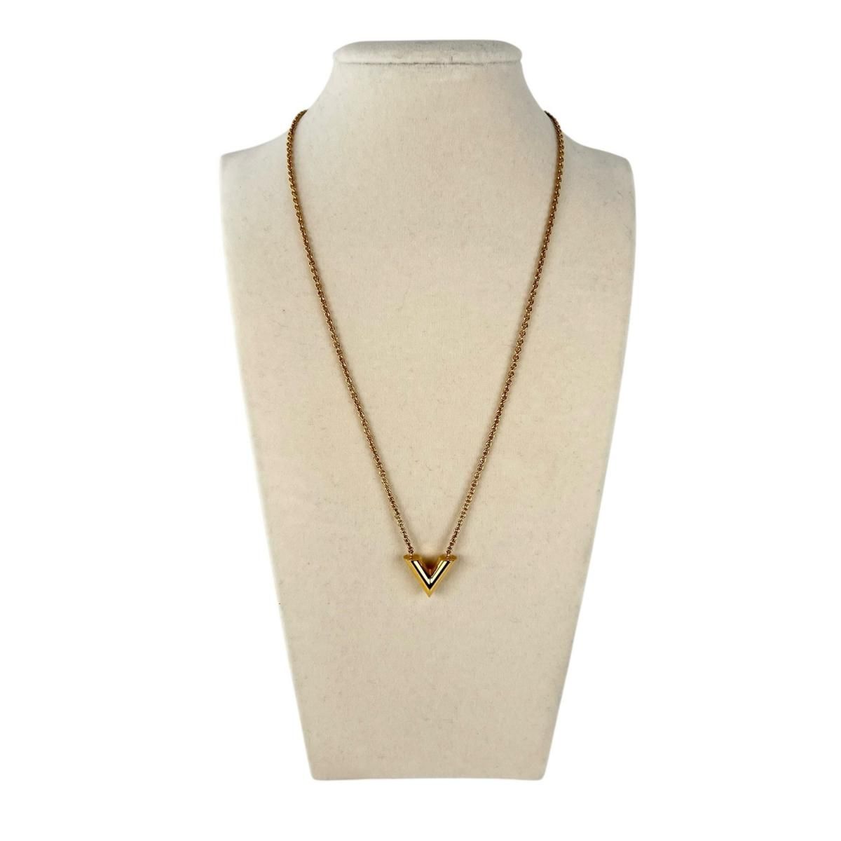 Louis Vuitton Collier Essential Lou Necklace Gold — view 2