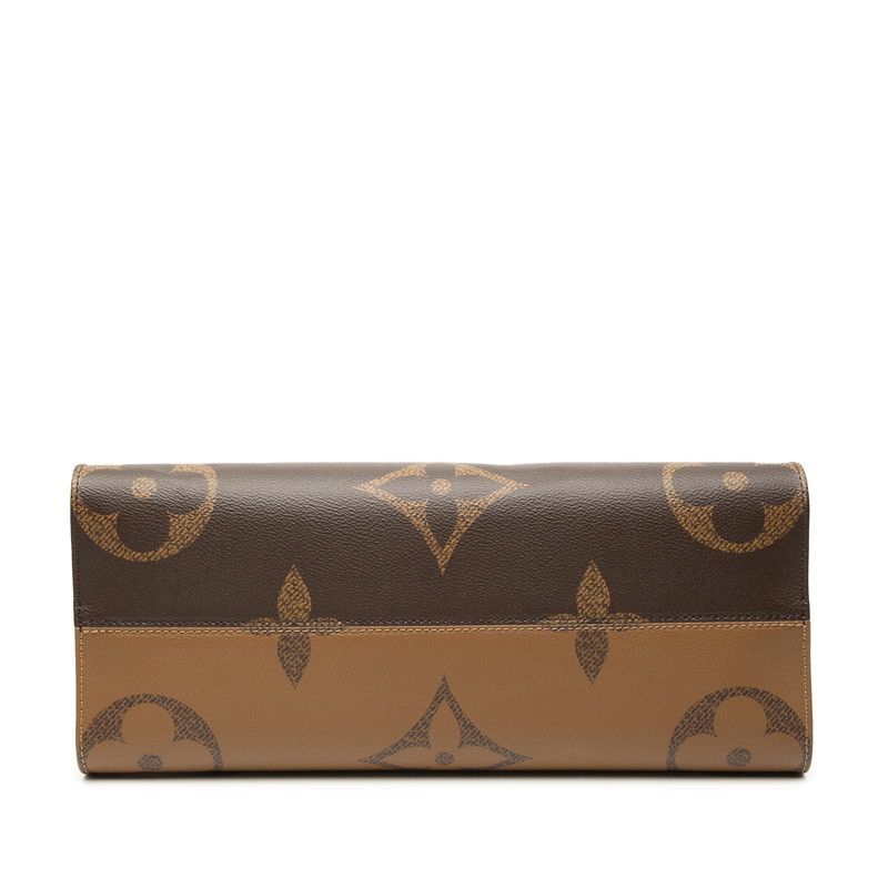 Louis Vuitton Monogram Giant Reverse On The Go MM 2-Way Shoulder Bag Brown — view 3