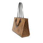 Louis Vuitton Monogram Giant Reverse On The Go MM 2-Way Shoulder Bag Brown — view 2