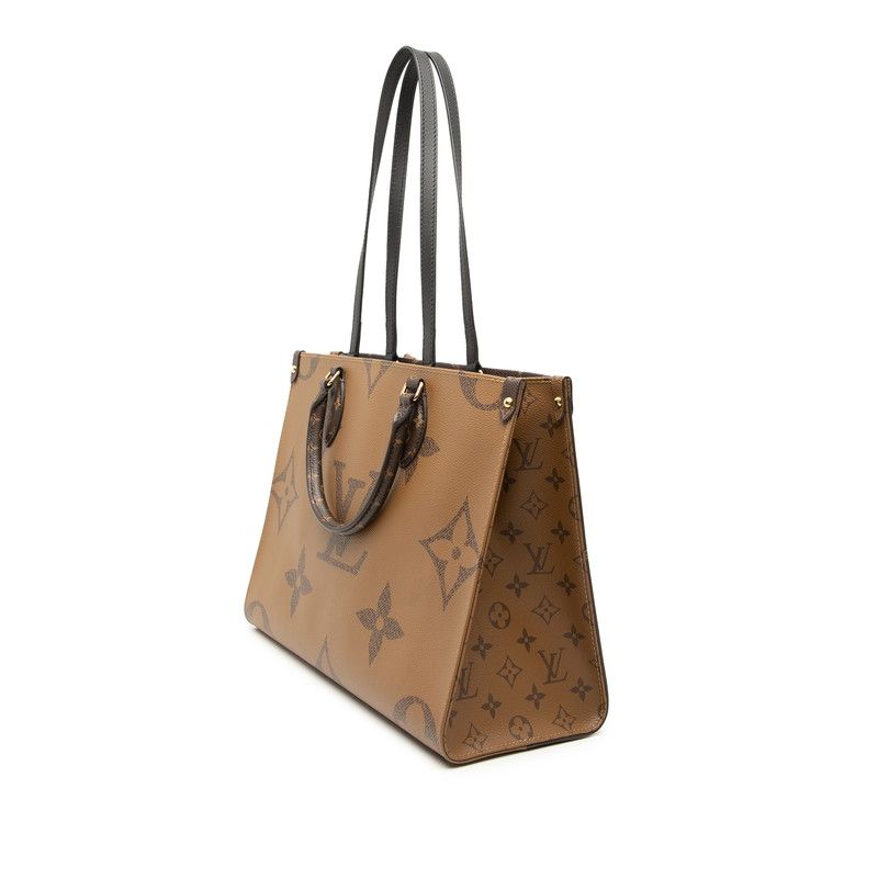 Louis Vuitton Monogram Giant Reverse On The Go MM 2-Way Shoulder Bag Brown — view 2