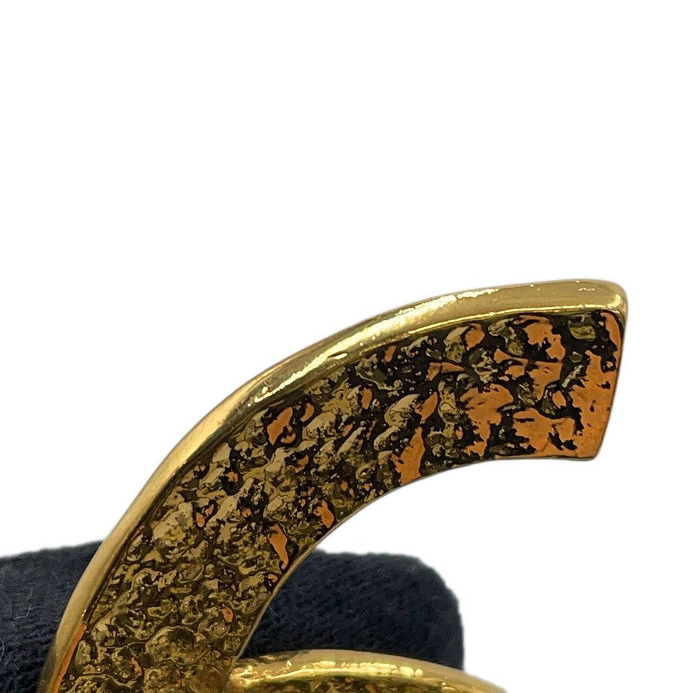 Chanel Brooch CC Logo — view 9