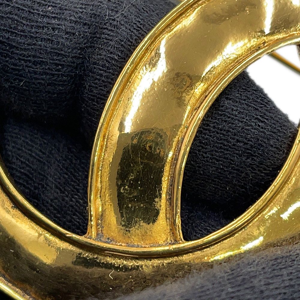 Chanel Brooch CC Logo — view 5