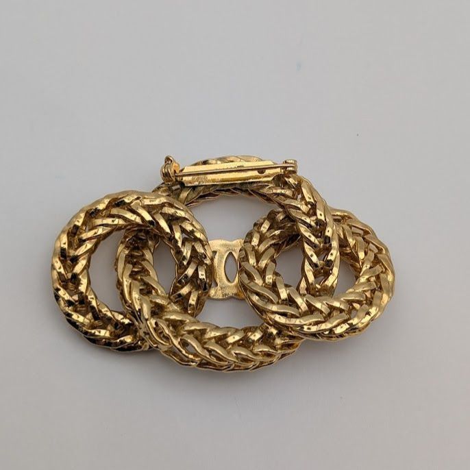Chanel Brooch CC Logo Gold Ring 3 Rows Vintage — view 5