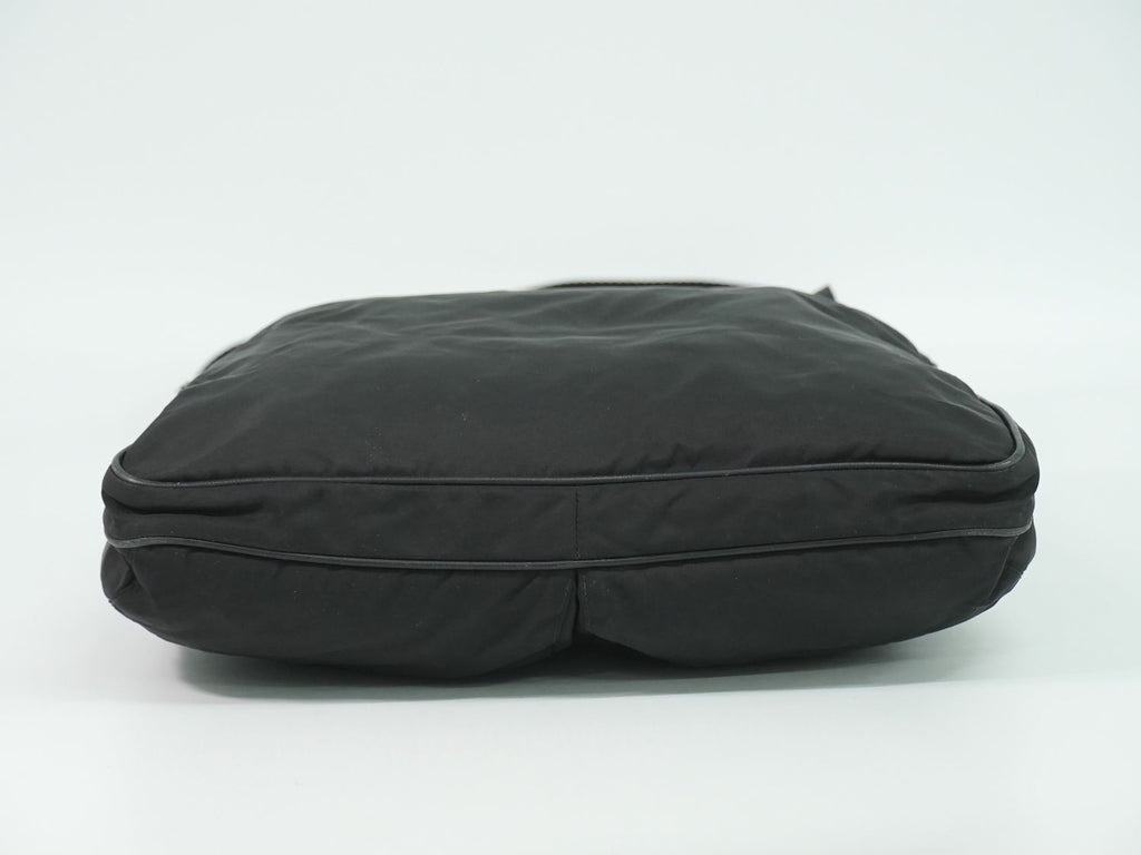 Prada Tessuto Shoulder Bag Pochette Nylon Black — view 3