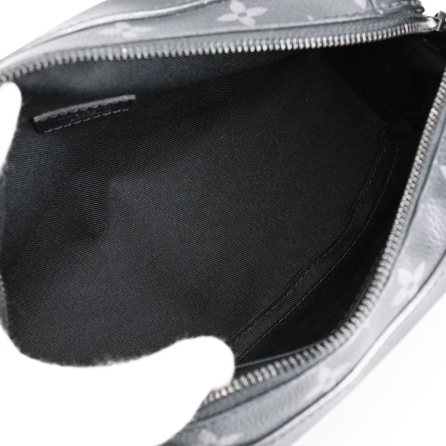 Louis Vuitton Shoulder Bag Soft Trunk — view 4