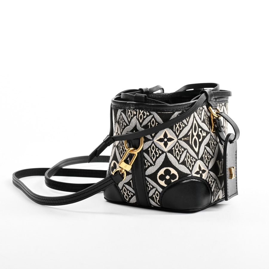 Louis Vuitton Shoulder Bag Noe Purse — view 2