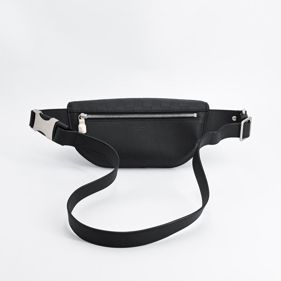 Louis Vuitton Belt Bag — view 3
