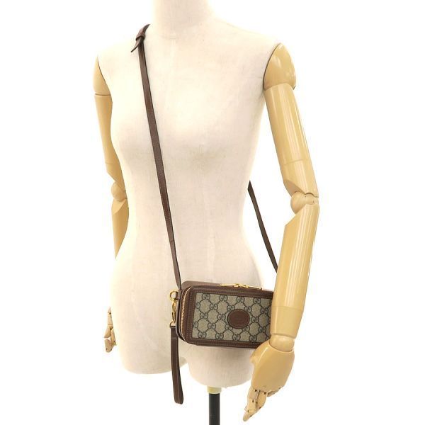 Gucci GG Supreme Interlocking Messenger Bag — view 9