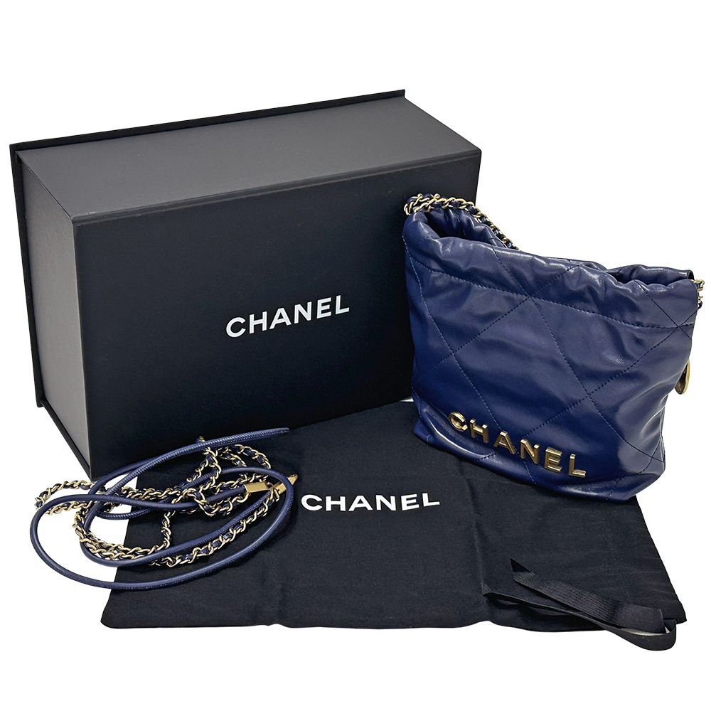 Chanel 2-Way Shoulder Bag 22 Leather Navy Gold Chain — view 8