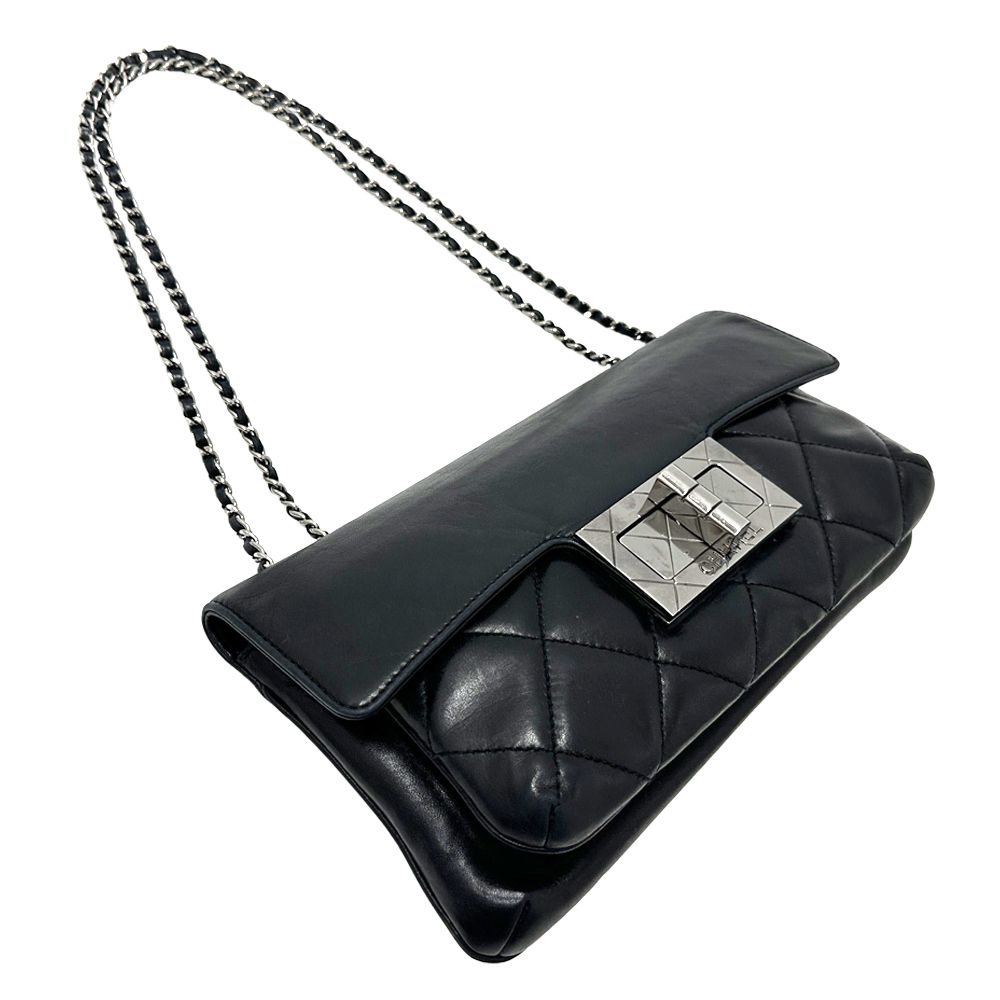 Chanel 2.55 Quilted Shoulder Bag Lambskin Black Silver Turnlock Flap — view 4