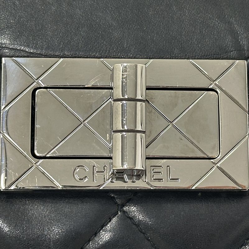 Chanel 2.55 Quilted Shoulder Bag Lambskin Black Silver Turnlock Flap — view 9