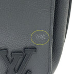 Louis Vuitton LV Aerogram Shoulder Bag Take Off Messenger Noir Black — view 8