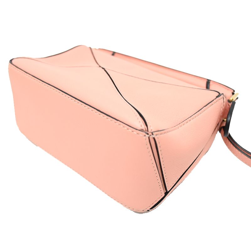 Loewe Shoulder Bag Pink — view 3