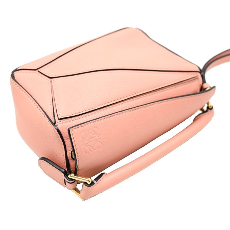 Loewe Shoulder Bag Pink — view 4