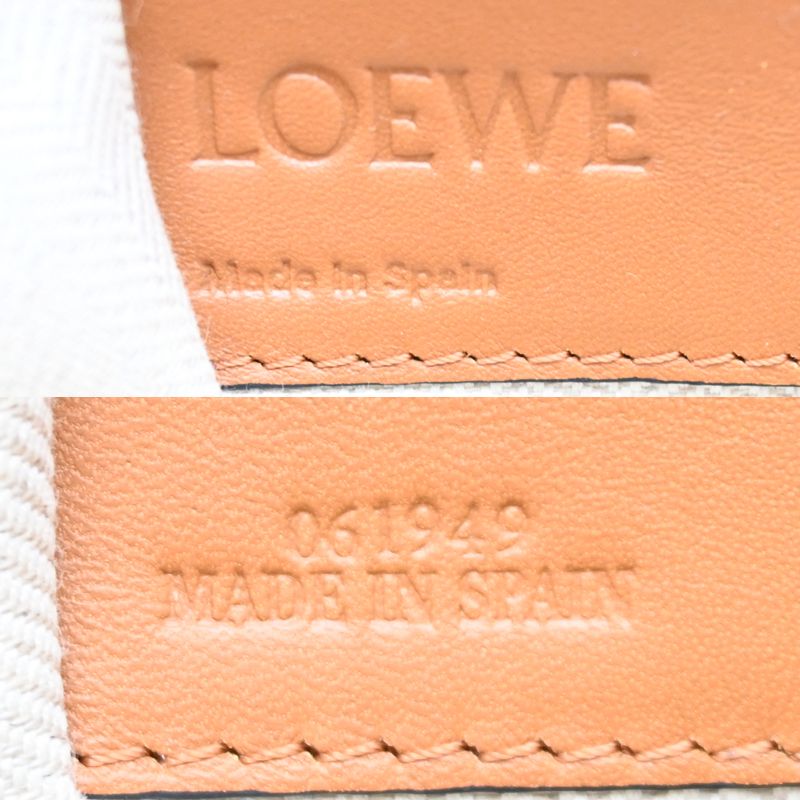 Loewe Shoulder Bag Brown — view 8