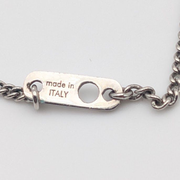 Louis Vuitton Collier Charm for Gentlemen Silver Lvlogo Paris Necklace — view 5