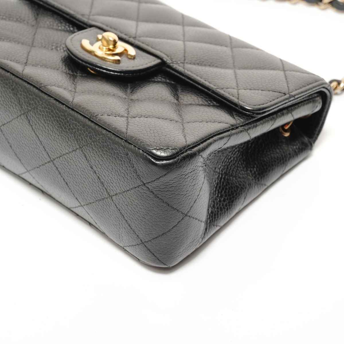 Chanel Shoulder Bag Caviar Leather Mini Quilted — view 6