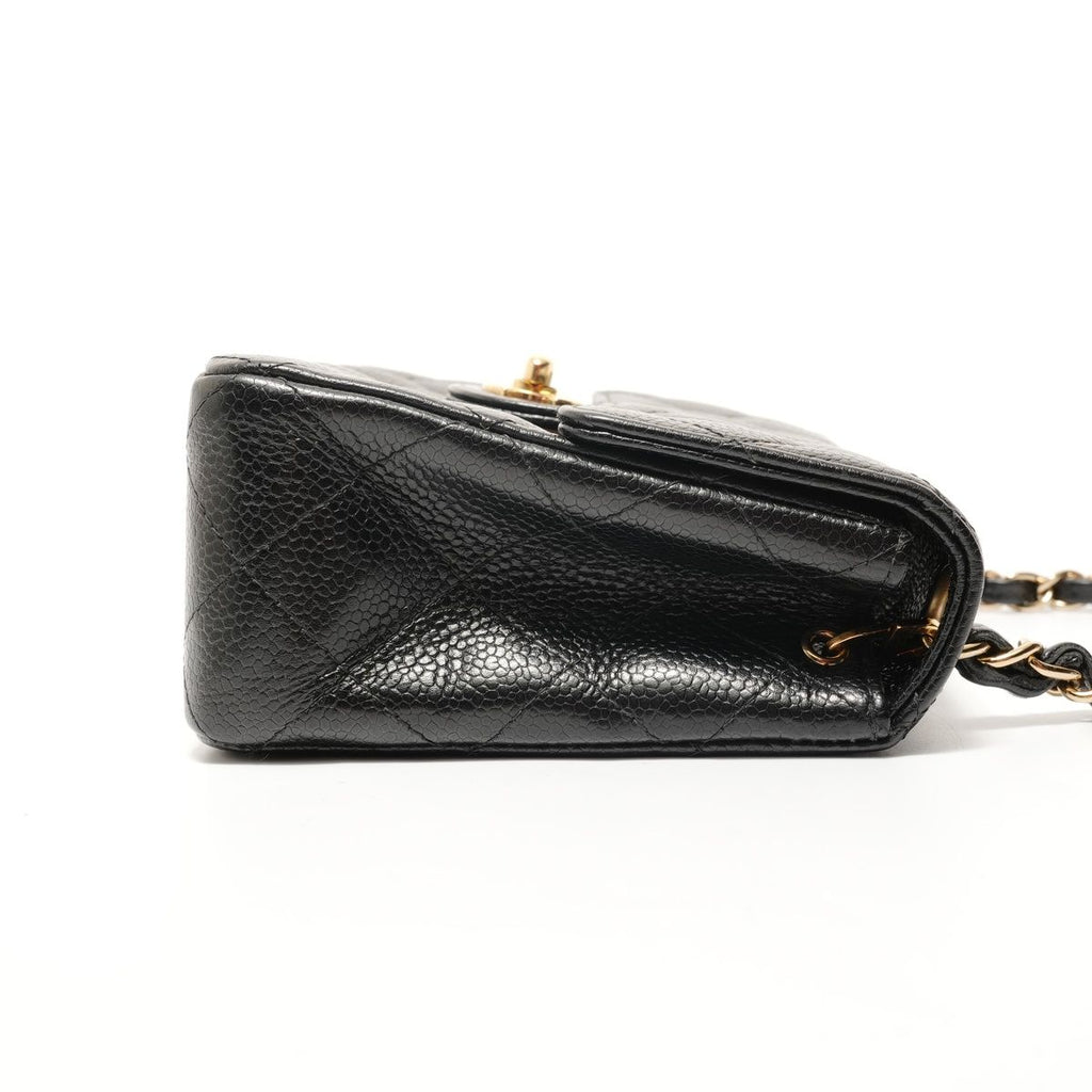 Chanel Shoulder Bag Caviar Leather Mini Quilted — view 4