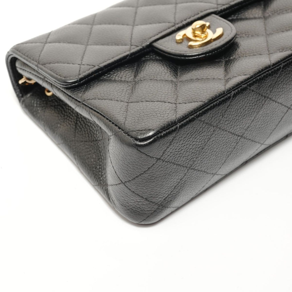 Chanel Shoulder Bag Caviar Leather Mini Quilted — view 5