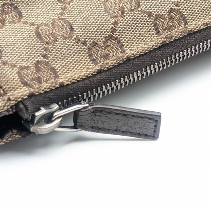 Gucci GG Canvas Shoulder Bag Brown — view 8